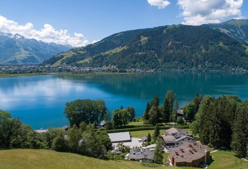 ホテル Der Erlhof Restaurant & Land