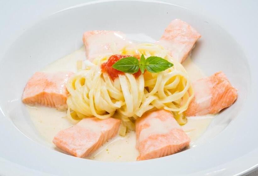 ホテル Der Erlhof Restaurant & Land