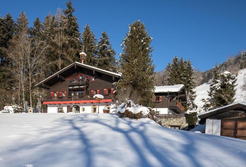 ホテル Der Erlhof Restaurant & Land