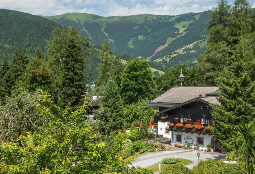 ホテル Der Erlhof Restaurant & Land