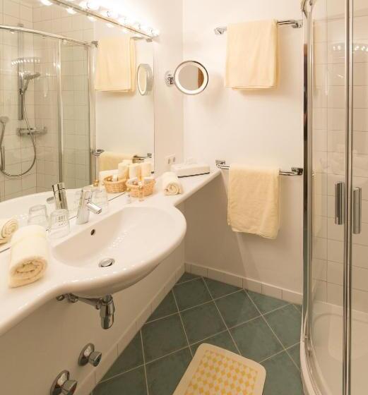 ホテル Der Erlhof Restaurant & Land