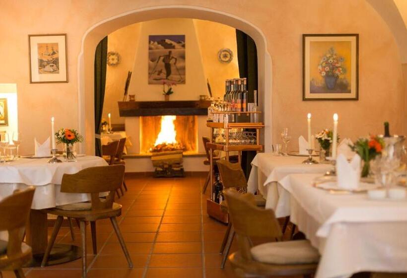 ホテル Der Erlhof Restaurant & Land