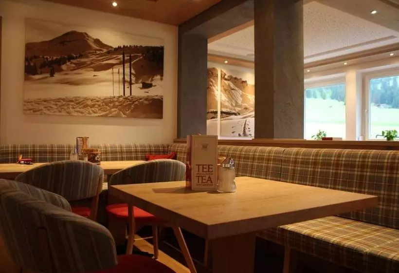 Hotelli Garni Lärchenhof