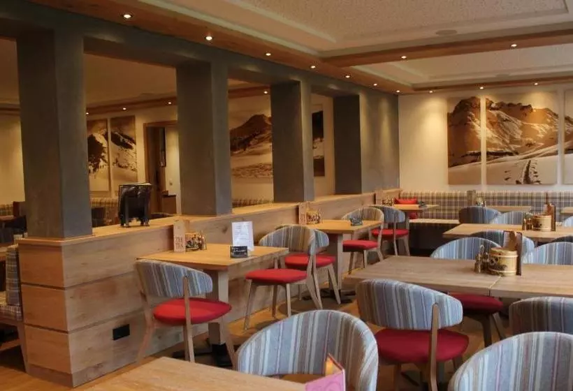 Hotelli Garni Lärchenhof