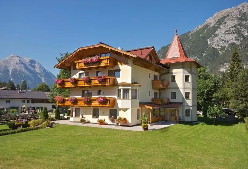 Hotelli Garni Weidacherhof