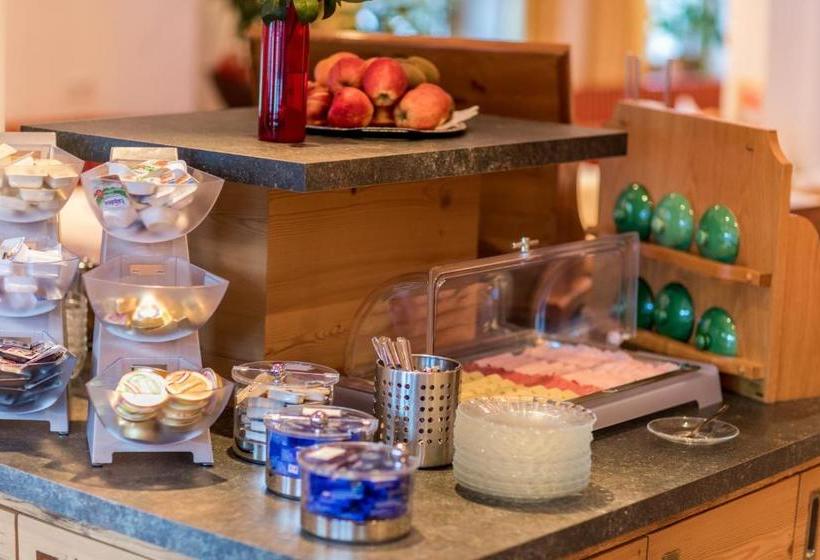 בית מלון כפרי Garni Weidacherhof