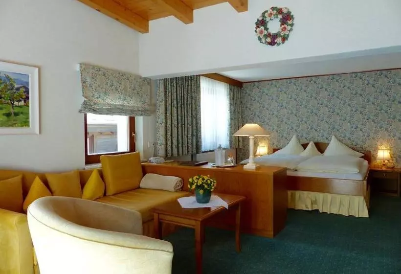 Hotel Garni Zerzer