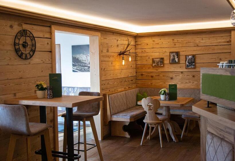 בית מלון כפרי Häuserl Im Wald