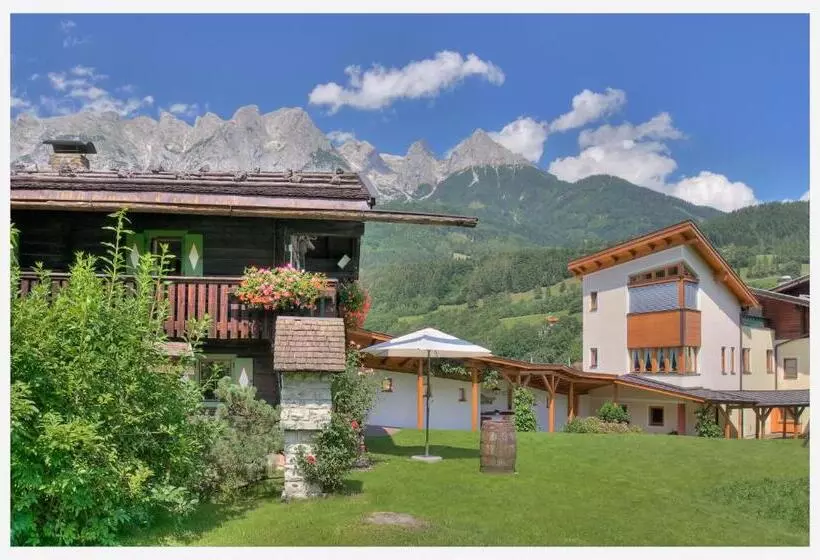 Hotelli Landgasthof Reitsamerhof