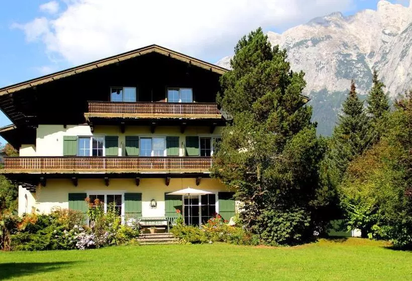 Hotelli Landgasthof Reitsamerhof