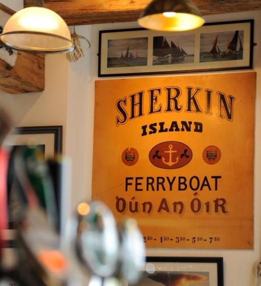 בית מלון כפרי The Waterfront