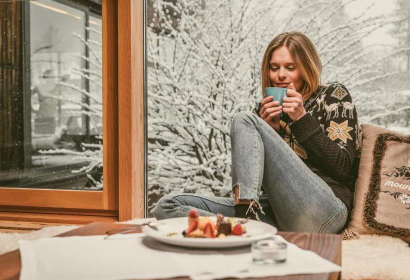 Hotelli Traube Braz Alpen Spa Golf