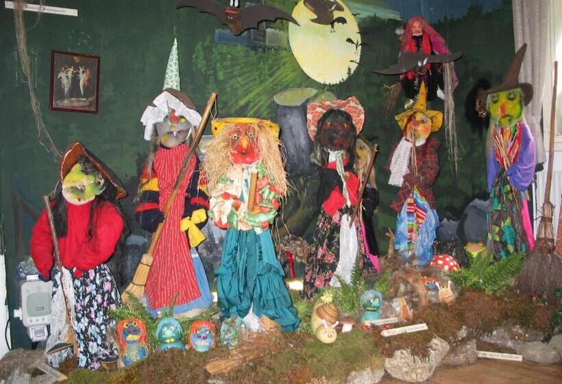 Märchenhotel Waldpension Nebelstein