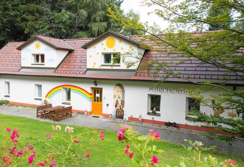 Märchenhotel Waldpension Nebelstein