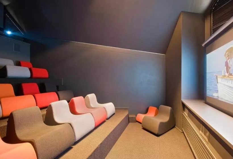 Ne5t Hotel & Spa