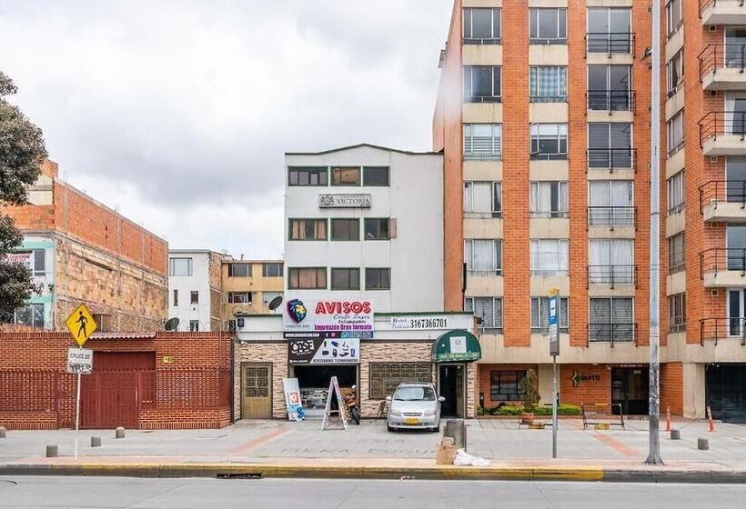 مبيت وإفطار Casa Hotel Victoria Av 30