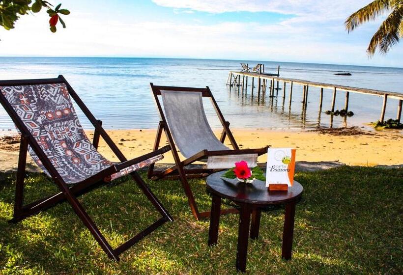 تختخواب و صبحانه Chez Nath