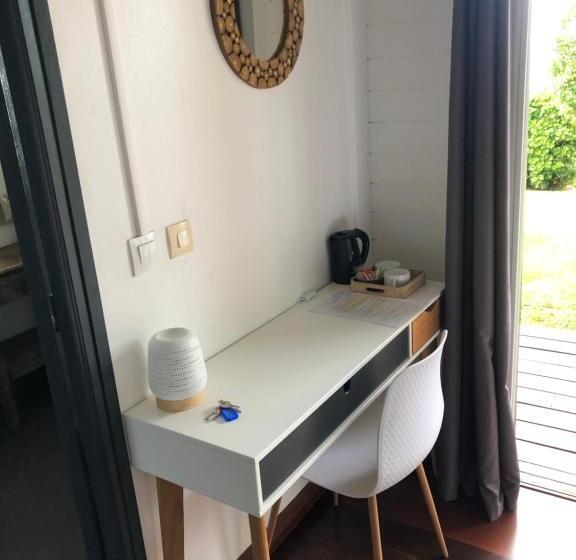 تختخواب و صبحانه Villa Cajou Chambres D Hôtes Chez L Habitant Et Zanzibar Cottage