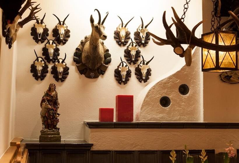 هتل Am Dorfplatz Suites  Adults Only