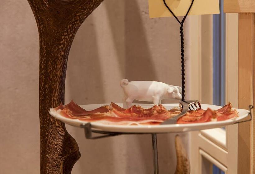 هتل Am Dorfplatz Suites  Adults Only