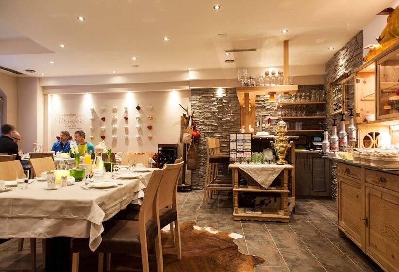 هتل Am Dorfplatz Suites  Adults Only