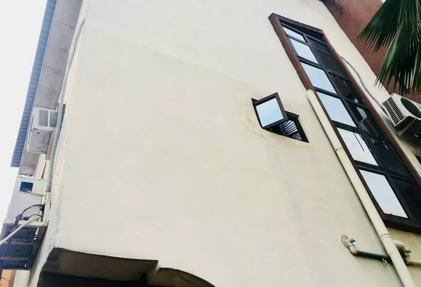هتل Dalian Guest House