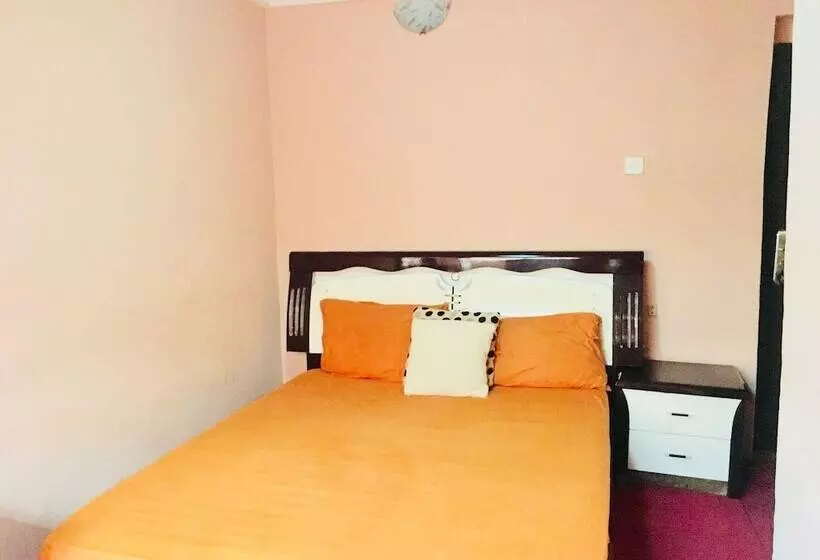 هتل Dalian Guest House