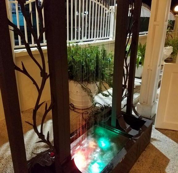 هتل El Dorado Inn