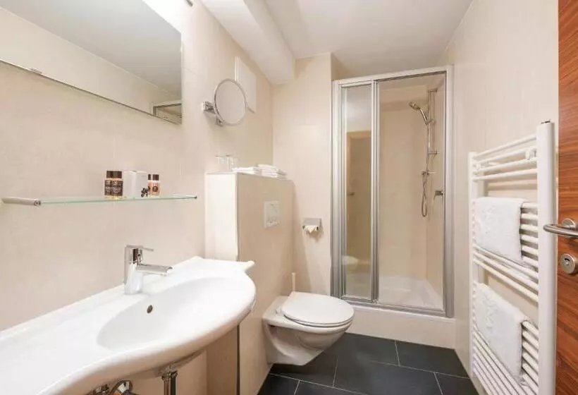 Hotelli Montana