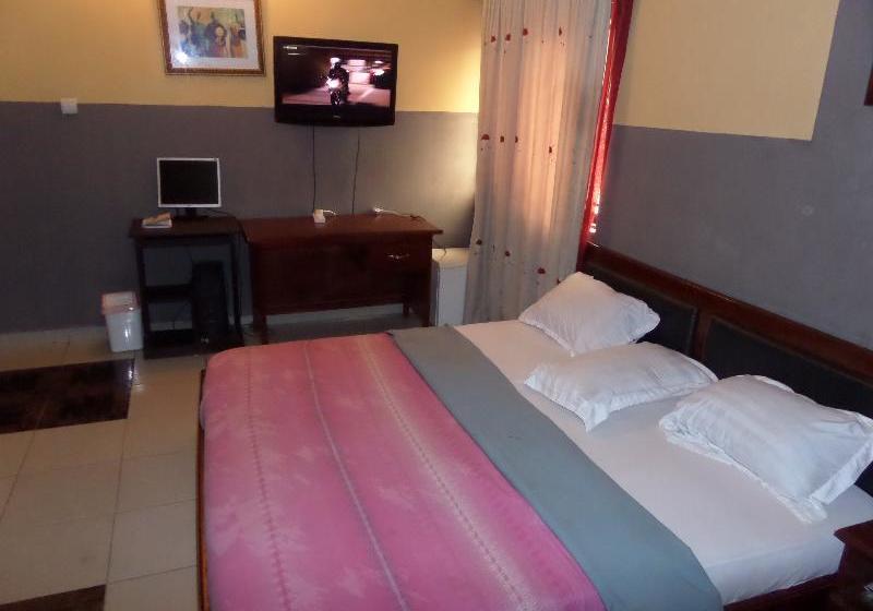 هتل One Nation Garden