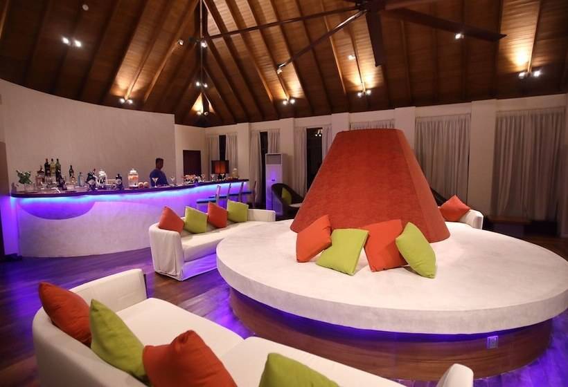هتل Ozen Life Maadhoo  Luxury All Inclusive
