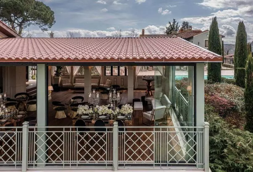 Hotelli Relais Sassa Al Sole