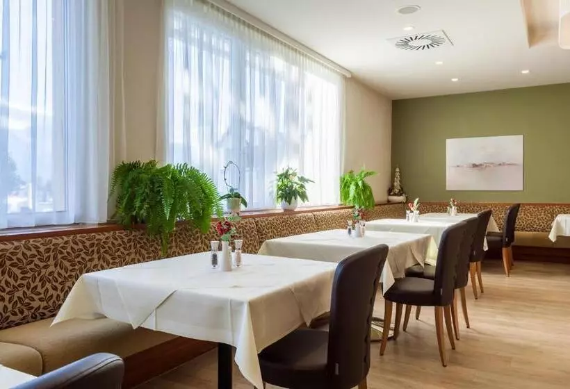 ホテル Restaurant Grimmingblick
