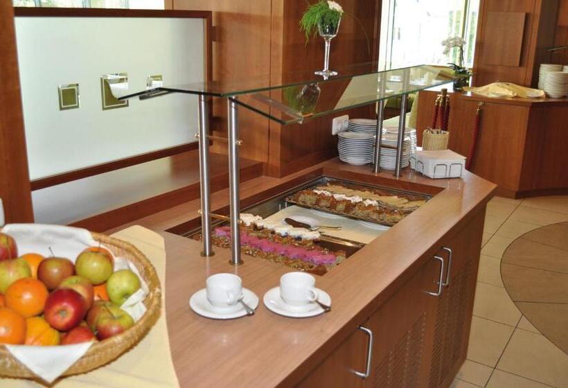 فندق Restaurant Grimmingblick