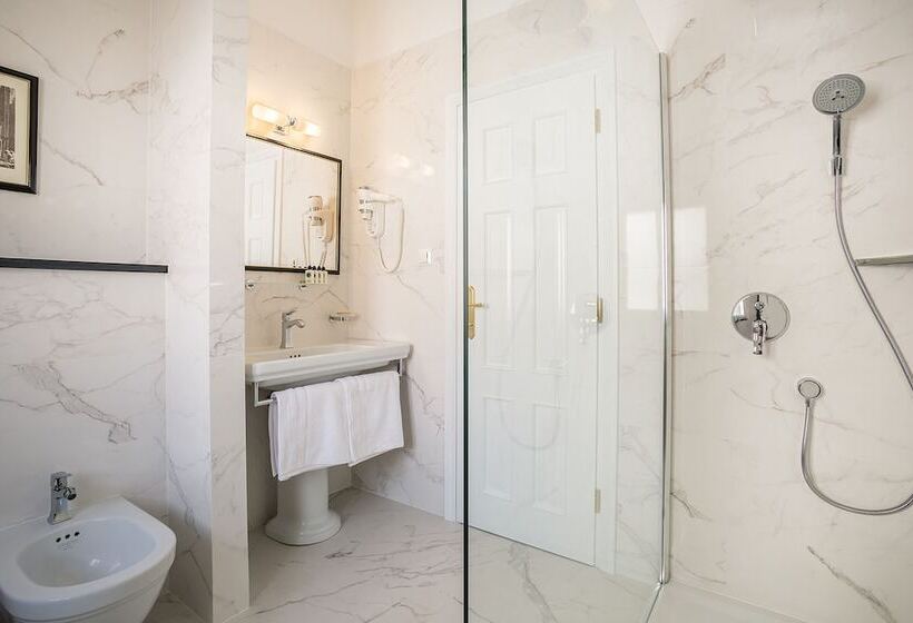 فندق Splendida Palace