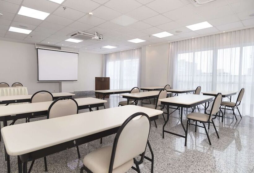 فندق Tulip Inn Vila Velha