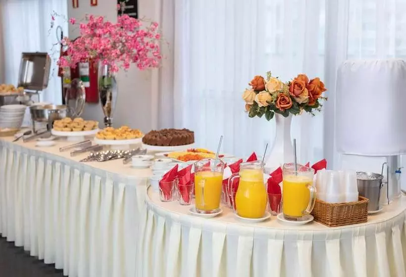 ホテル Tulip Inn Vila Velha