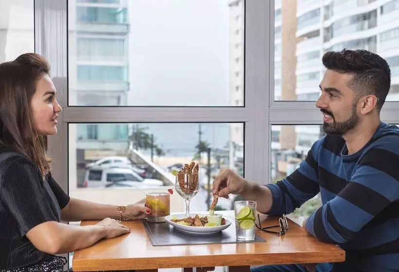 ホテル Tulip Inn Vila Velha