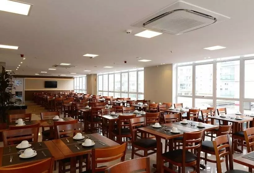 ホテル Tulip Inn Vila Velha