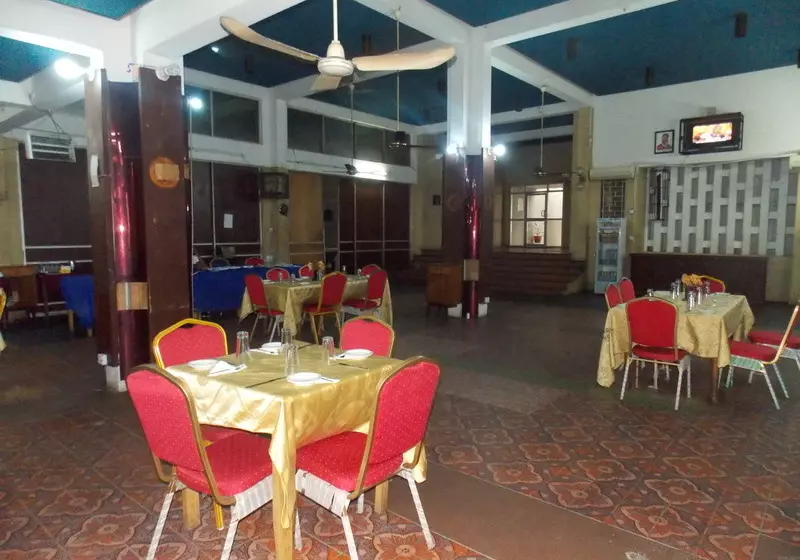 هتل Unilag Guest Houses & Conference Center