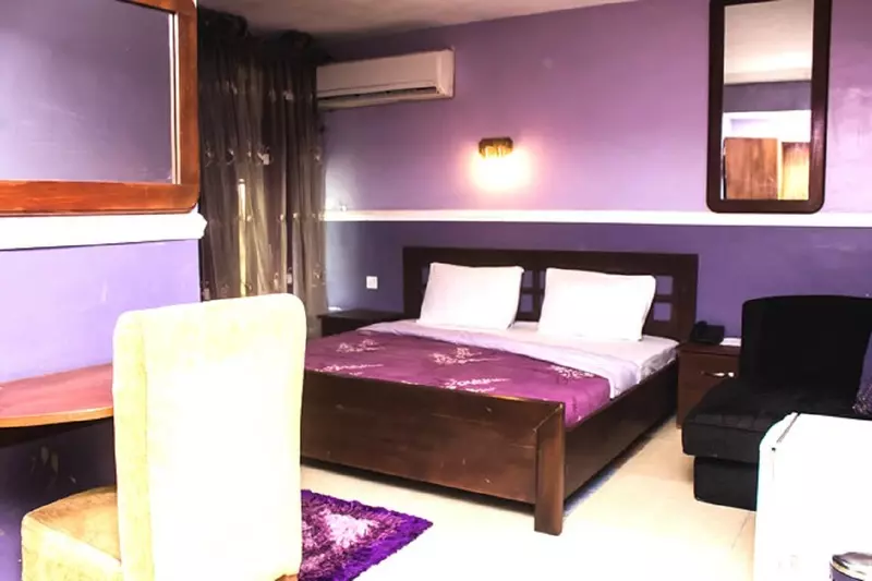 هتل Unilag Guest Houses & Conference Center