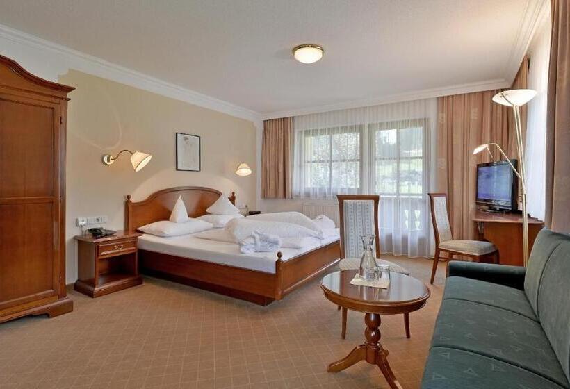 בית מלון כפרי Waldheim Garni