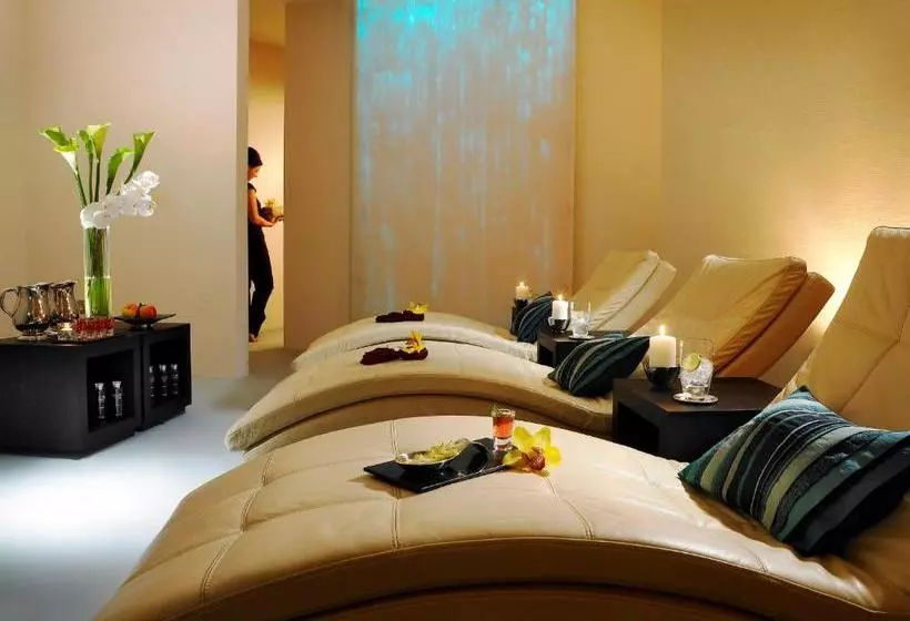 ホテル Westport - Leisure Spa And Conference