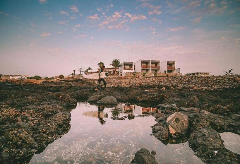 استراحتگاه King Fisher Village