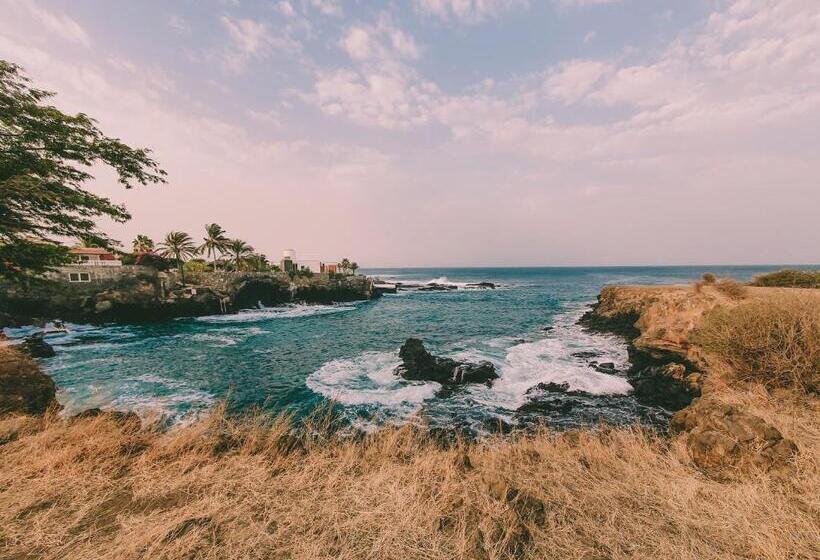 استراحتگاه King Fisher Village