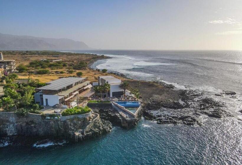 استراحتگاه King Fisher Village