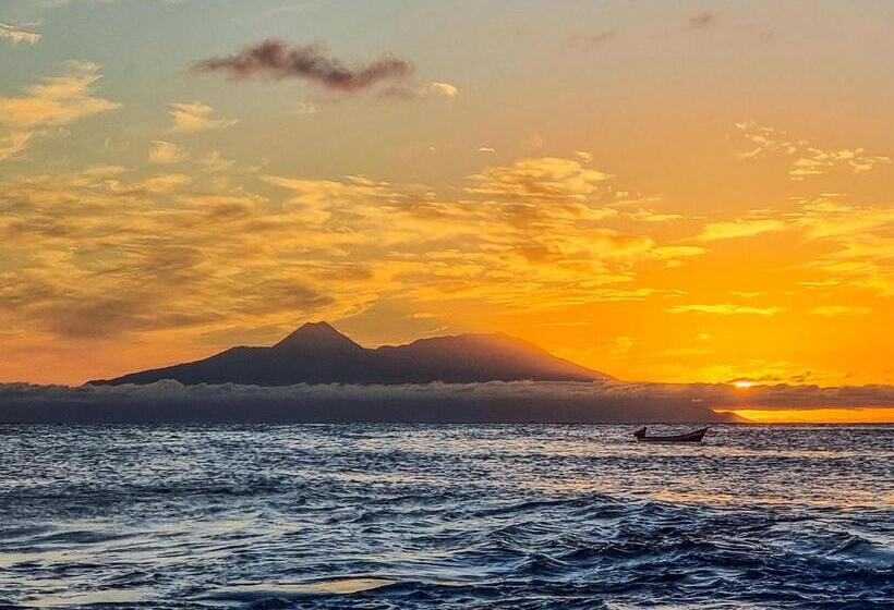 استراحتگاه King Fisher Village