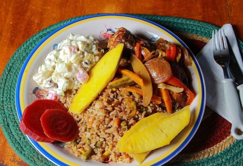 تختخواب و صبحانه Zion Country