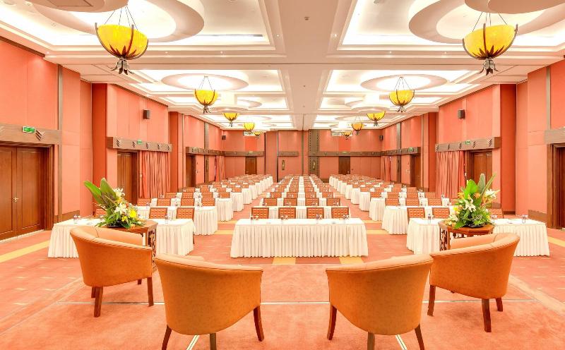 Enashipai Resort & Spa