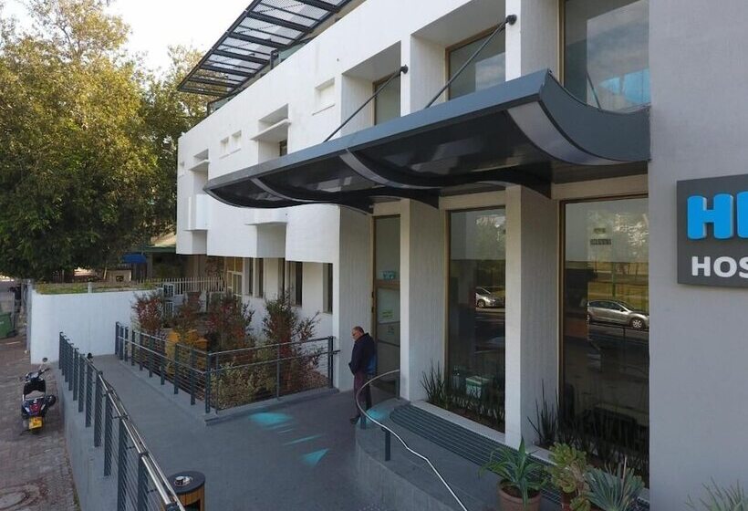 Hi   Bnei Dan   Tel Aviv Hostel